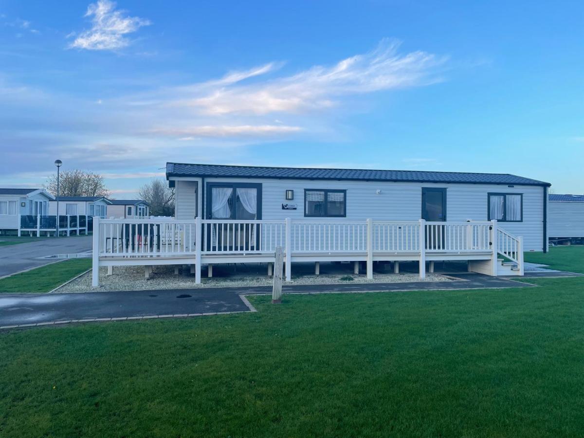 Golden Sands Retreat Hotel Mablethorpe Exterior photo